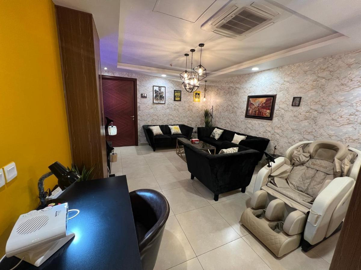 Sunset Luxury Gold Crest Mall Residency ラホール エクステリア 写真