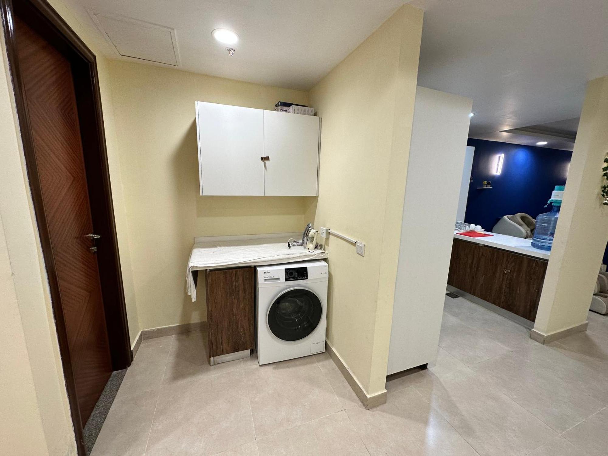 Sunset Luxury Gold Crest Mall Residency ラホール エクステリア 写真